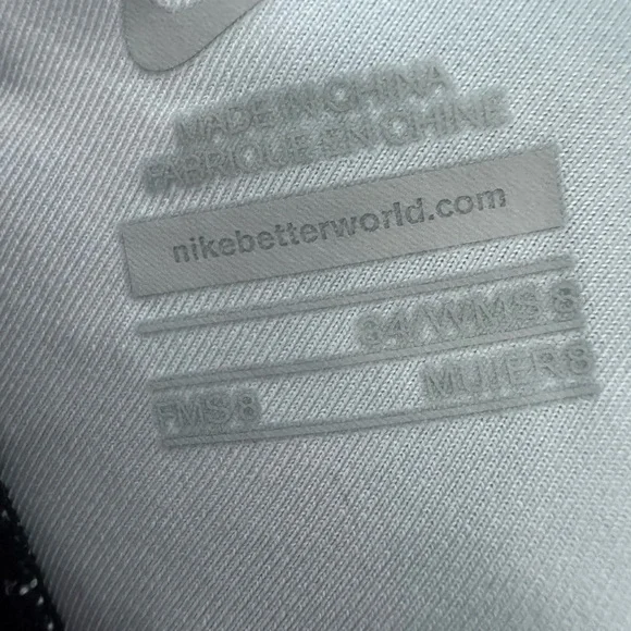 Nike Women's One Piece Swimsuit - Black and White - Picture 7 of 7